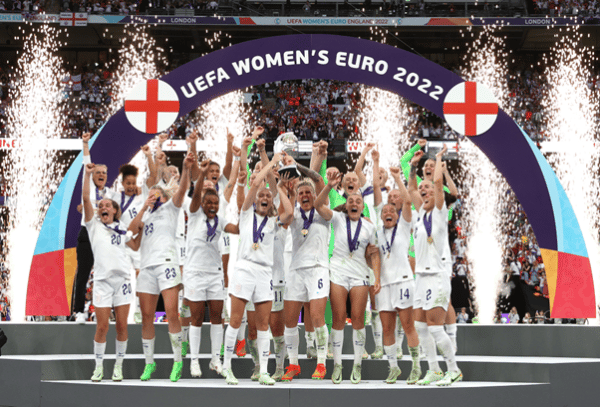 Queen congratulates Lionesses Euro 2022